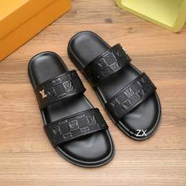 Picture of Louis Vuitton Slippers _SKULVsz35-452CY0108363